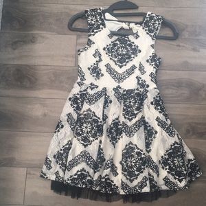 Black and white dress for girls